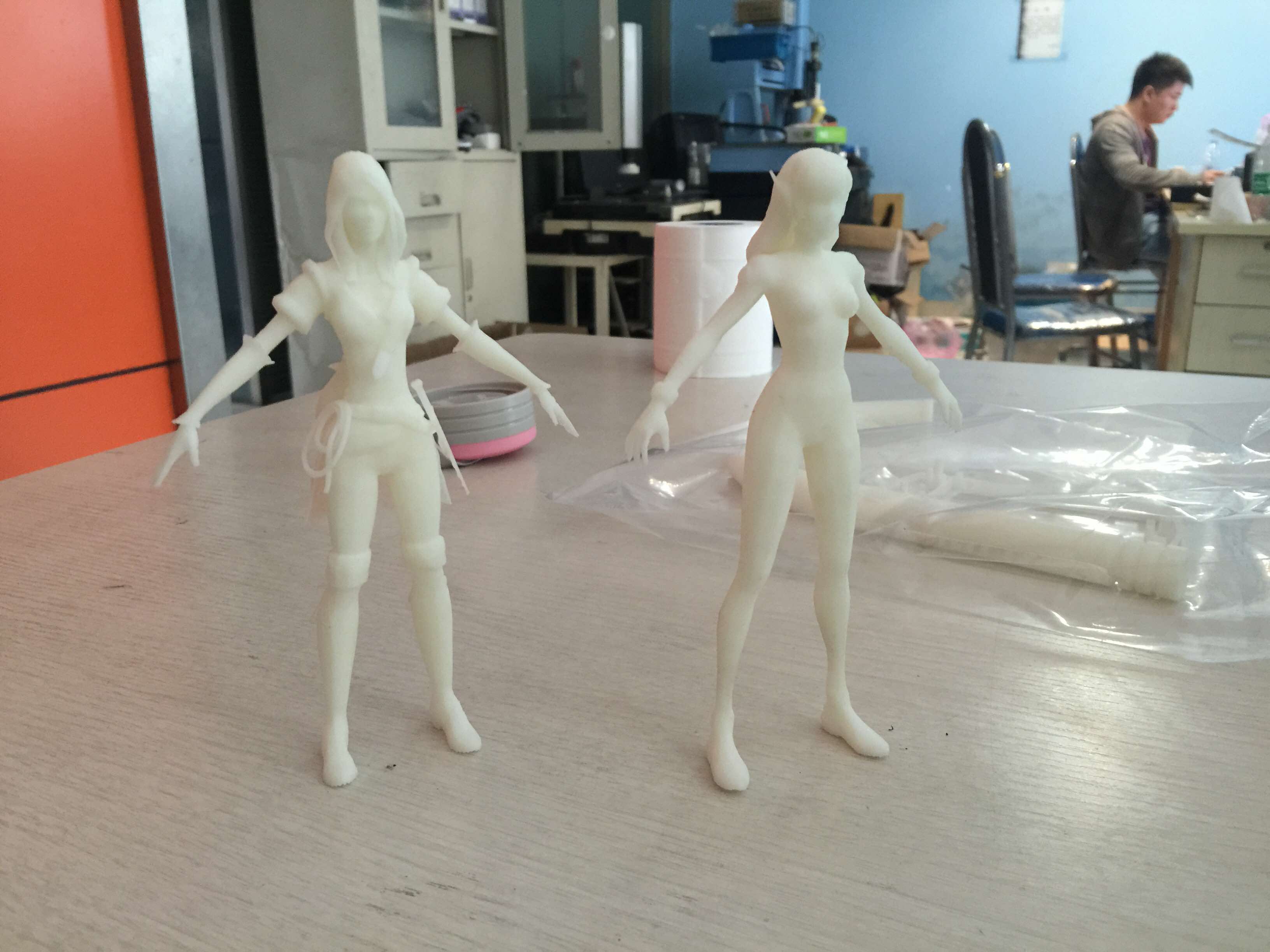 塑膠手板是什么？